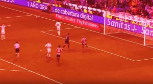 SEBIČNJAK: Ronaldo je dobitnik zlatne lopte… za promašaj sezone! (VIDEO)