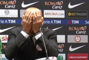 KAD SPALETI ODLEPI: Novinar postavio pitanje, a onda je usledila do sada neviđena reakcija (VIDEO)