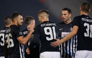 KOKETIRANJE: Da li ovo znači da se Partizan rastaje sa ljubimcem navijača? (FOTO)