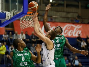 VRATIO GA U DETINJSTVO: Krenuo je na polaganje, a onda ga je tamo dočekao Robinson… (VIDEO)