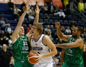 DALJE NEĆEŠ MOĆI: Luković spustio roletnu, kucanje Birčevića (VIDEO)