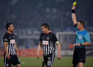 DA STVAR BUDE JOŠ GORA: Crveni karton Đurđeviću zbog ‘simuliranja’, Napredak vodi 2:1 (VIDEO)