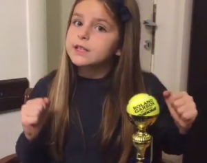 ‘SLUŠAJTE ME, GOSPODINE NOVINARU’: Molim Vas da se Novaku obraćate kao Vašoj kraljici! (VIDEO)