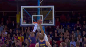 SUROVI ENTONI RENDOLF: Košarkaš Reala je vlasnik poteza godine u Evroligi (VIDEO)