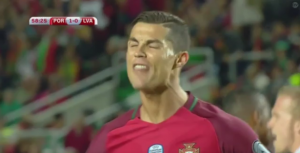 PROMAŠIO, PA OPSOVAO: Jeste li videli kako je Ronaldo reagovao na nesvakidašnji penal? (VIDEO)