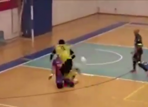 SPAVAŠ LI MIRNO, RIKARDINJO: Majstorija debeljuce u Italiji ostavila celu planetu bez teksta (VIDEO)