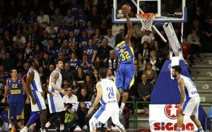 IPAK NIŠTA OD POJAČANJA: Zvezda definitivno ostala bez fizički dominantnog centra