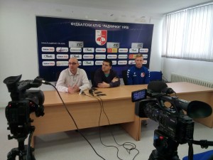 NIŠLIJE GOSTUJU U BEOGRADU: Čukarički ima veoma opasan napad!