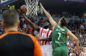 UPS: Sudije naljutile Delije, najdeblji kraj izvukao Dejan Radonjić (FOTOGALERIJA)