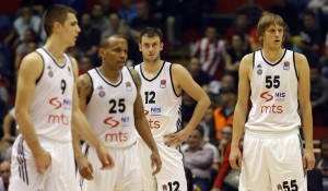 PROBLEMIMA NIKAD KRAJA: Nova povreda i velika glavobolja za Aleksandra Džikića!