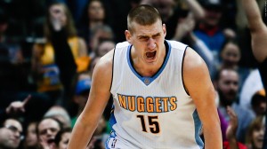 NAGETSI U PROBLEMIMA: Još veći teret na plećima Jokića, sada mora da zablista (FOTO)