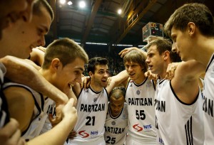 TEŠKA BORBA ZA POZICIJU ‘DVA’: AEK se pojačao pred dolazak u Beograd i megdan sa Partizanom