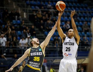 VIL HEČER: Kada izađemo na parket moramo da razmišljamo samo o igri