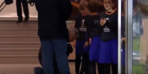 ZAPALJIVO: Murinjo se potpisivao na patike, a Romero umalo stradao od topovskog udara (FOTO) (VIDEO)