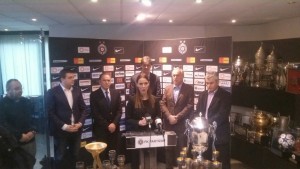 NOVOGODIŠNJE IZNENAĐENJE: Partizan se zahvalio legendi za 50 godina rada u crno-beloj porodici (FOTO)