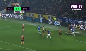 AUTOGOL GODINE: Golman Hala nije bio na treninzima kada se učilo boksovanje (VIDEO)