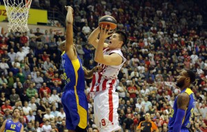 KAPITEN ZVEZDE: Agresivno kao protiv Makabija