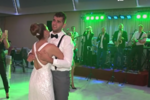 KAKO JE LJUBAV PREMA SESTRI POBEDILA NESREĆU: Nije mogao na noge, ali je njegova volja bila da zapleše (VIDEO)