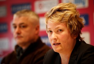 MALJKOVIĆEVA NA IVICI SUZA: Odlazim jer sam emotivno i fizički ispražnjena (FOTO)