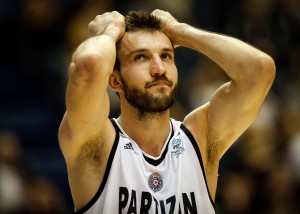 POLUVREME U SUBOTICI: Za Grobare bolje što nema prenosa, veoma loš Partizan (FOTO)