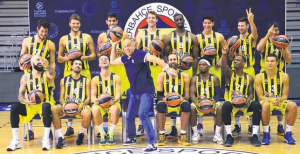 VELIKI DERBI TURSKE: Obradovićevi ‘kanarinci’ opet kljucnuli ‘pivare’, Veseli ponovo leteo! (VIDEO)