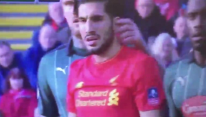 ‘VAĆARENJE’ NA SRED ‘ENFILDA’: Čoveče, jesi li ti policajac, maser ili lopov?! (VIDEO)