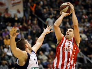 ‘BUUM’: Milko Bjelica već ‘pokidao’ obruč u Pioniru (VIDEO)