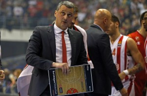 DELIJE GA ITEKAKO CENE: Dejan Radonjić dobio priznanje od navijača Zvezde (FOTO)