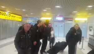 STIGLA ‘BRAĆA’: Partizan sačekao rivala u prijateljskoj atmosferi (VIDEO) (FOTO)