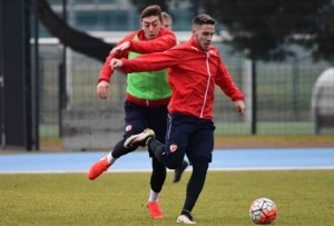 APEL RADNIČKOG: Zvezdo ne pravi se naivna, daj nam naš novac (FOTO)