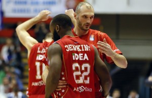 DOBRE VESTI ZA DELIJE: Igrači Crvene zvezde krenuli sa zagrevanjem za FMP