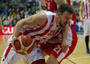 ABA LIGA: Zvezda sa pola snage protiv ‘mlađeg brata’ (VIDEO)