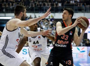 NOVI KOŠARKAŠKI POTEZ: Gordon nije asistirao, već je ‘centrirao’ Marinkoviću (VIDEO)