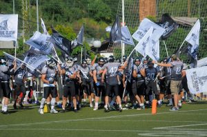 AMERIČKI FUDBAL: Protestni trening Veprova ispred Opštine