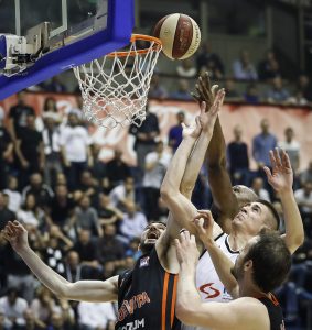 ABA LIGA: Drama u Pioniru, Partizan izborio ‘majstoricu’ u Zagrebu (FOTO)