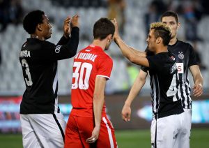 ‘IZ SVLAČIONICE’: Leo ‘rođendanko’ ne da Đurđeviću da ga prestigne na listi strelaca (VIDEO)