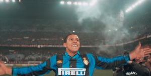 VREMEPLOV: ‘Praćke’ Roberta Karlosa u dresu Intera najavile su novu eru fudbala (VIDEO)