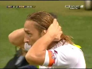 VREMEPLOV: Pogodak Frančeska Totija koji je na najbolji način pokazao genijalnost ‘princa Rima’ (VIDEO)