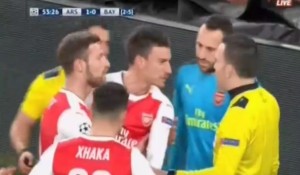 KAKVA GLUPOST: Ovako se ne ponaša kapiten – Košelni besneo na sudije i ‘pocrveneo’ (VIDEO)