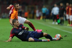 PROBLEMI ZA PARTIZAN: ‘Odjavili’ i Mitrović i Simić, stiže štoper stranac? (FOTO)