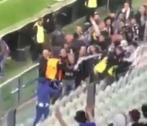 VIŠE OD FUDBALA: Potez navijača Porta koji je zadivio svet (VIDEO)