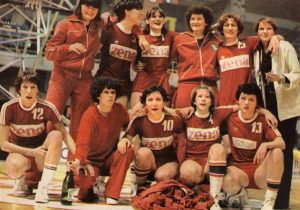 PAMTI SE PRVA EVROPSKA TITULA: Dugih 38 godina od istorijskog uspeha crveno-belih dama (FOTO)