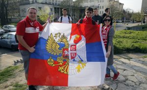 NESTVARNE SCENE SA ULICA BEOGRADA: Navijači Zvezde i Spartaka blokirali grad, sprema se spektakl za pamćenje na Marakani! (FOTOGALERIJA)