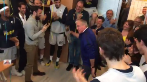 ČISTA EMOCIJA: Pogledajte kako su Bogdan, Kalina i ostali iznenadili Žoca za rođendan (FOTO) (VIDEO)