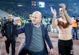 OVE REČI ĆE IM OSTATI UREZANE: Marko Nikolić se oprostio od šampiona Srbije (FOTO)