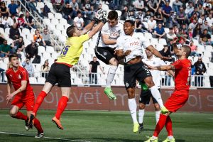 POVREDE KROJE CRNO-BELI TIM: Prinudna promena na golu, ali i u napadu Partizana (SASTAVI)