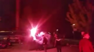 SVUDA GRMI OKOLO: Pogledajte kako su navijači Zvezde u pola 5 ujutru dočekali svoje šampione (VIDEO)