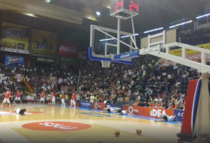 NAVIJAČKI DERBI DUEL: Delije izmenile svoju pesmu ‘Igraj i bori se’ i žestoko prozvali Grobare! (VIDEO)