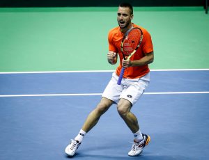ŠANGAJ: Troicki preko Iznera do četvrtfinala