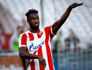 ŠTA URADI BOAĆI: Neverovatan promašaj fudbalera Zvezde, trljaćete oči u neverici (VIDEO)